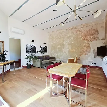 Boutique Penthouse With Terrace, Spanish Steps Appartement